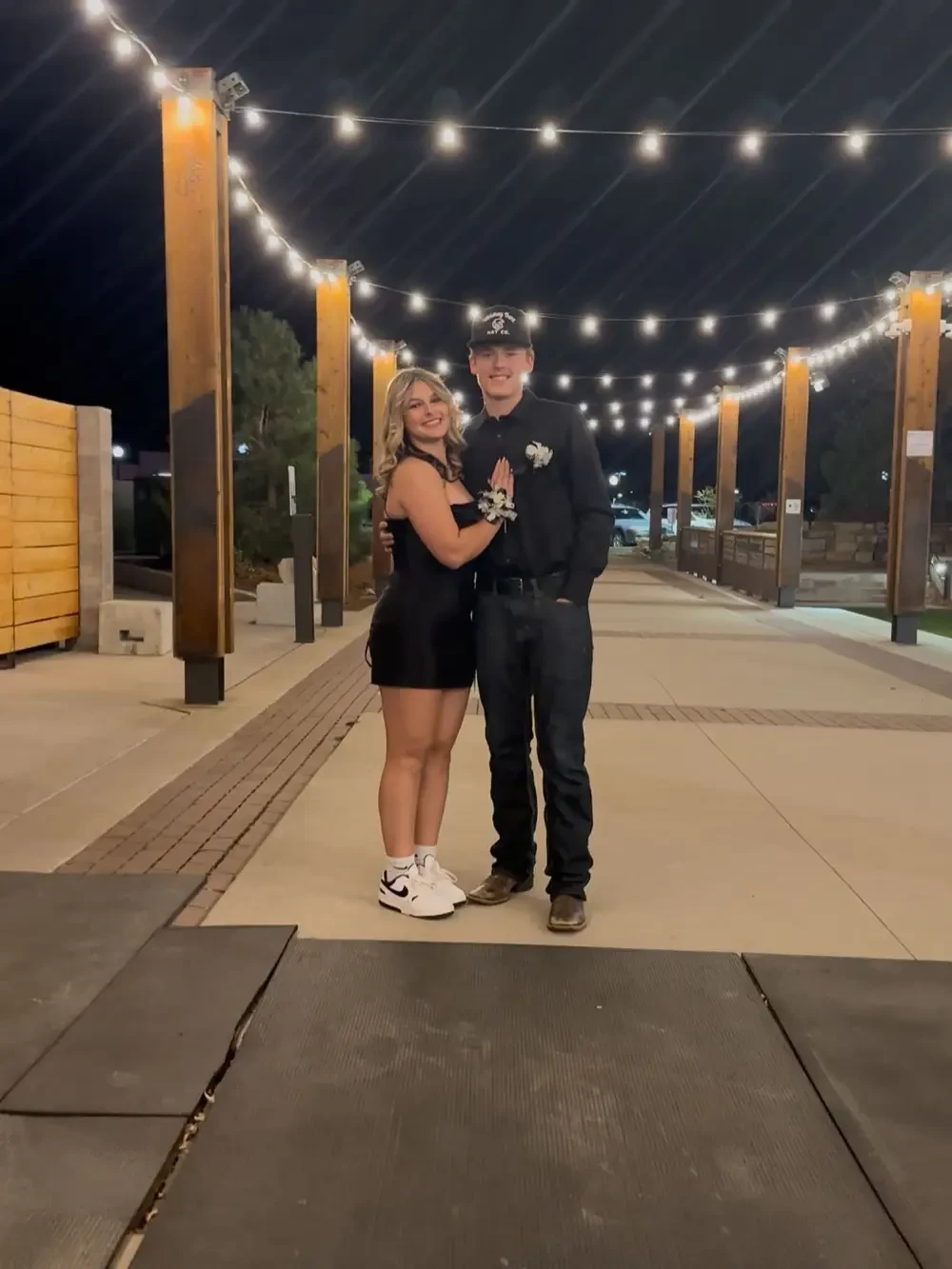 Gallery Image #slidesGrid0